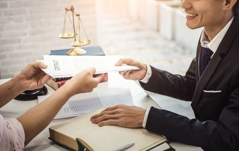 Luật sư tư vấn di trú
