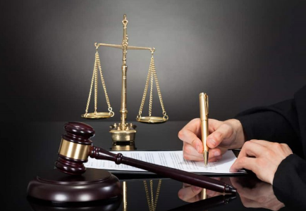 Luật sư tranh tụng sở hữu trí tuệ