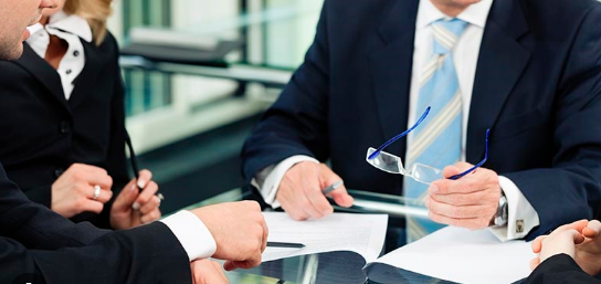 luật sư tư vấn pháp lý bảo vệ quyền lợi tổ chức xuất nhập khẩu