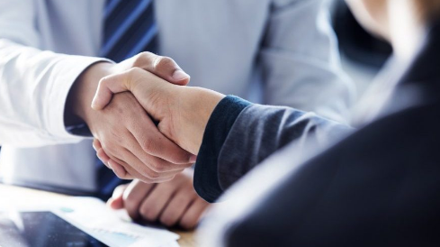 luật sư tư vấn pháp lý bảo vệ quyền lợi tổ chức du lịch
