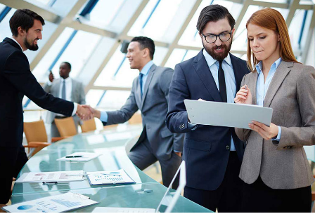 luật sư tư vấn pháp lý bảo vệ quyền lợi tổ chức truyền thông