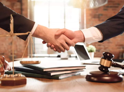 luật sư tư vấn pháp lý bảo vệ quyền lợi tổ chức quốc tế