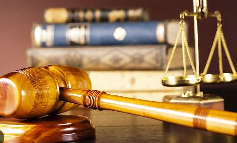 Luật sư bào chữa hình sự