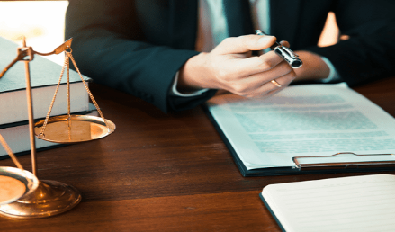 Dịch vụ luật sư hành chính