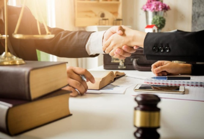 Kiện quyết định hành chính