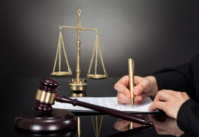 Luật sư tài chính doanh nghiệp