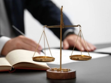 Luật sư giấy phép giá rẻ