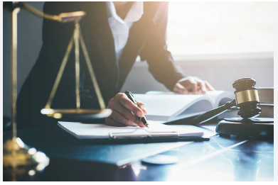 Luật sư thuế doanh nghiệp