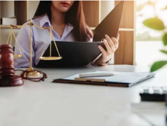 Luật sư chia tài sản